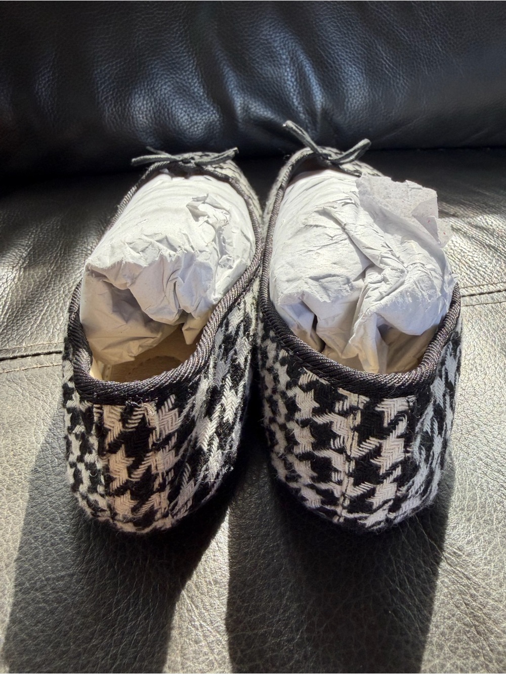 Lily Black & White Houndstooth Ballet Flats - Picture 2 of 8